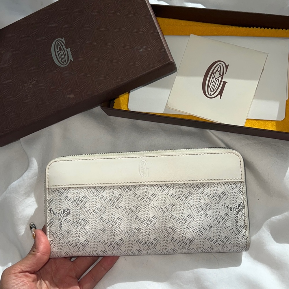 White Goyard Wallet